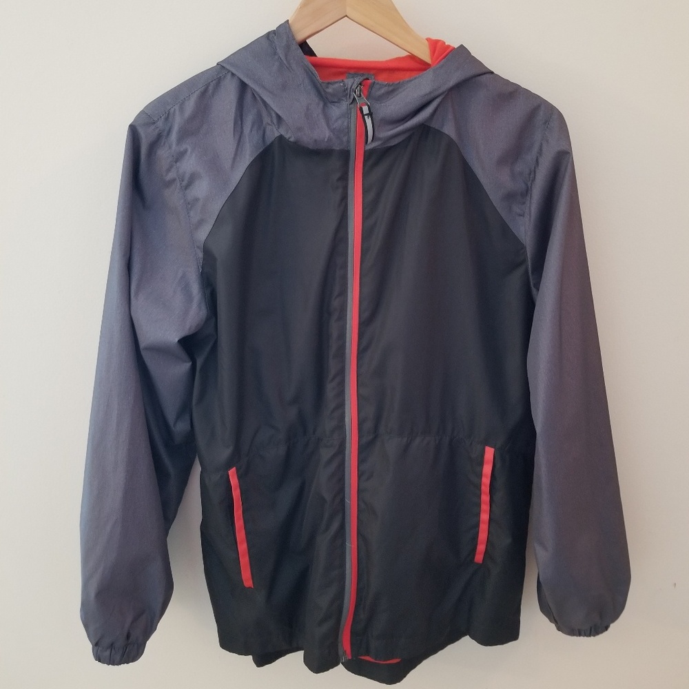 Boy's water resistant lightweight jacket
